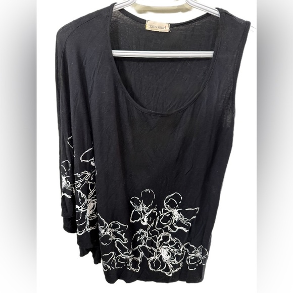Sans Souci Black Blouse with White Floral Accents - Picture 1 of 3